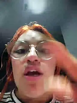 Snapshot of SophiaWeestt99 chatting on February 6, 2025, 7:24 am SophiaWeestt99 online show from February 6, 2025, 7:24 am