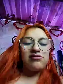 Snapshot of SophiaWeestt99 chatting on February 9, 2025, 8:00 am SophiaWeestt99 online show from February 9, 2025, 8:00 am