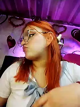 Snapshot of SophiaWeestt99 chatting on February 10, 2025, 4:30 am SophiaWeestt99 online show from February 10, 2025, 4:30 am