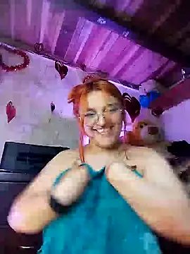 Snapshot of SophiaWeestt99 chatting on February 17, 2025, 7:47 am SophiaWeestt99 online show from February 17, 2025, 7:47 am
