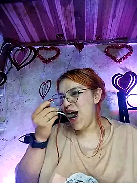 Snapshot of SophiaWeestt99 chatting on February 27, 2025, 7:55 am SophiaWeestt99 online show from February 27, 2025, 7:55 am