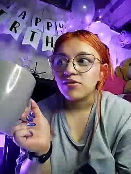 Snapshot of SophiaWeestt99 chatting on March 12, 2025, 10:37 am SophiaWeestt99 online show from March 12, 2025, 10:37 am