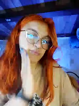 Snapshot of SophiaWeestt99 chatting on March 16, 2025, 2:21 am SophiaWeestt99 online show from March 16, 2025, 2:21 am