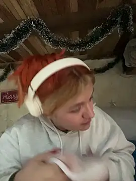 SophiaWeestt99 online show from December 18, 2025, 2:17 am