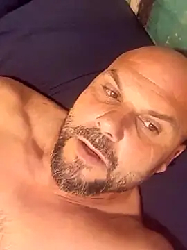 Javierchico online show from May 13, 2026, 9:00 pm