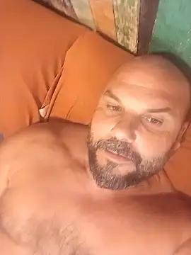 Javierchico online show from June 10, 2026, 5:07 am