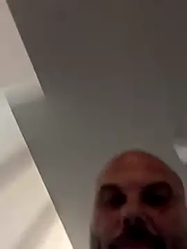 Javierchico online show from June 11, 2026, 4:38 pm