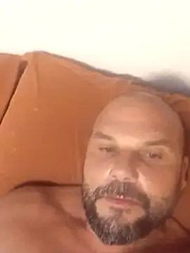 Javierchico online show from June 26, 2026, 6:12 pm