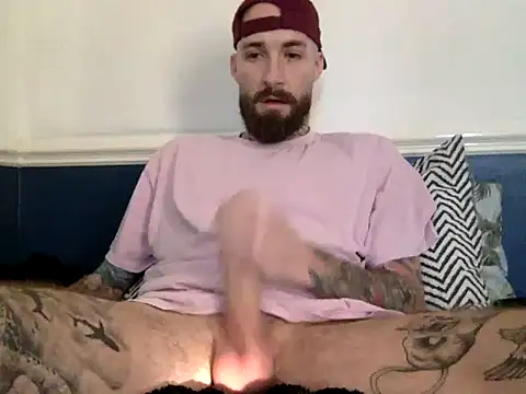 Tuhands online show from January 15, 2025, 3:07 pm