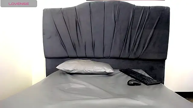 Diosiris Riannys online show from October 2, 2025, 7:10 pm