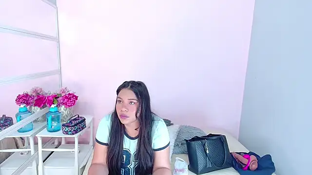LanaBigTitties online show from March 13, 2025, 7:50 pm