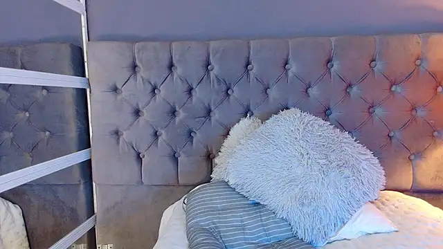 Snapshot of LanaBigTitties chatting on September 28, 2025, 10:42 am LanaBigTitties online show from September 28, 2025, 10:42 am