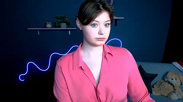 nikole kitt online show from February 8, 2025, 8:10 pm