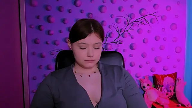 nikole kitt online show from February 5, 2026, 9:08 pm