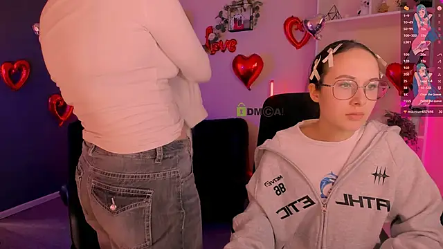 nikole kitt online show from February 17, 2026, 8:26 pm