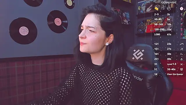 Snapshot of Luna-Moon chatting on January 20, 2025, 7:58 am Luna-Moon online show from January 20, 2025, 7:58 am