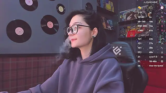 Snapshot of Luna-Moon chatting on January 25, 2025, 2:03 pm Luna-Moon online show from January 25, 2025, 2:03 pm