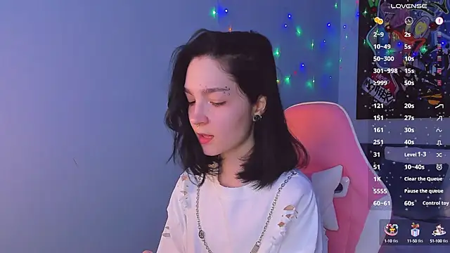 Snapshot of Luna-Moon chatting on January 28, 2025, 7:53 am Luna-Moon online show from January 28, 2025, 7:53 am