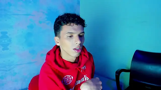 SEANTROYY online show from January 3, 2025, 4:11 am