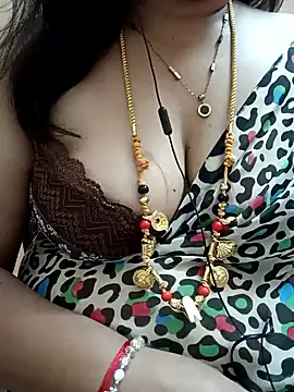 gaurika18 online show from February 2, 2025, 1:19 pm