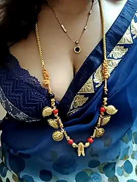 gaurika18 online show from February 4, 2025, 5:45 pm