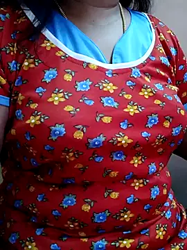 gaurika18 online show from February 13, 2025, 7:24 am