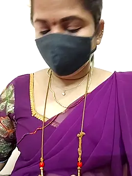 Snapshot of gaurika18 chatting on September 20, 2025, 5:19 am gaurika18 online show from September 20, 2025, 5:19 am