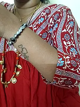 Snapshot of gaurika18 chatting on September 21, 2025, 8:05 am gaurika18 online show from September 21, 2025, 8:05 am