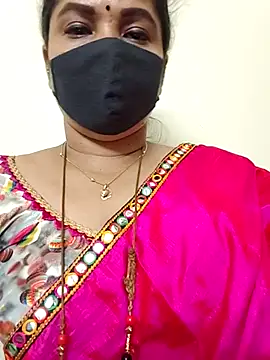 Snapshot of gaurika18 chatting on October 6, 2025, 1:08 pm gaurika18 online show from October 6, 2025, 1:08 pm