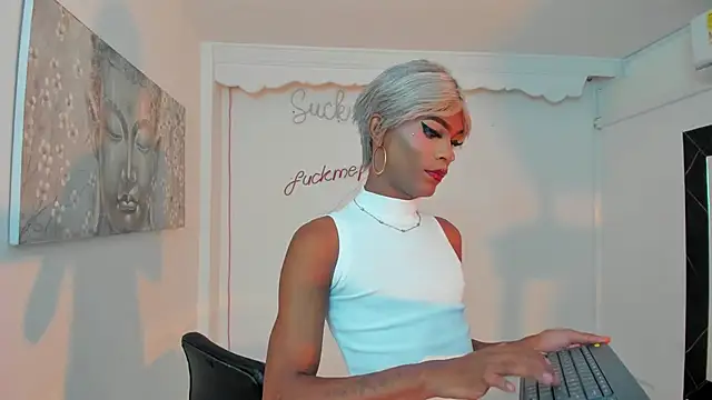 Snapshot of Keila_Mendoza chatting on June 28, 2026, 9:54 pm Keila Mendoza online show from June 28, 2026, 9:54 pm