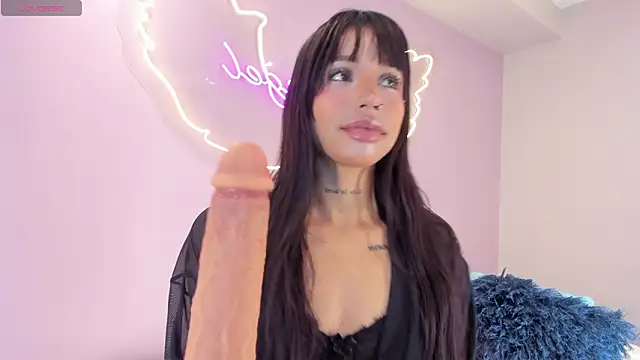 Torimonroe  online show from March 17, 2026, 10:24 pm