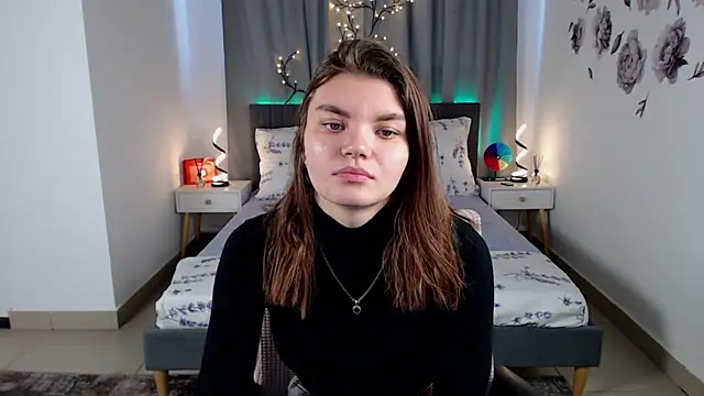 EmilyEight online show from September 17, 2025, 11:50 pm
