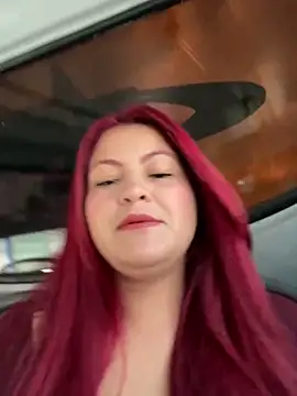 lia moon77 online show from February 26, 2025, 6:32 pm