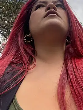 lia moon77 online show from September 15, 2025, 3:23 pm