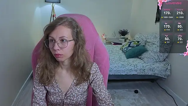 Lill Mary online show from September 13, 2025, 2:22 am