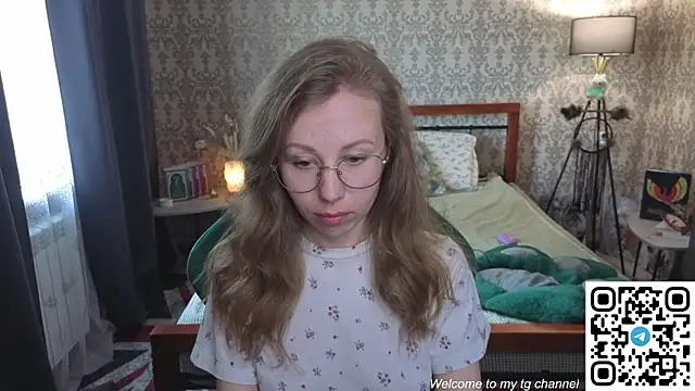 Lill Mary online show from April 28, 2026, 2:27 am