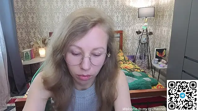 Lill Mary online show from May 8, 2026, 3:12 am