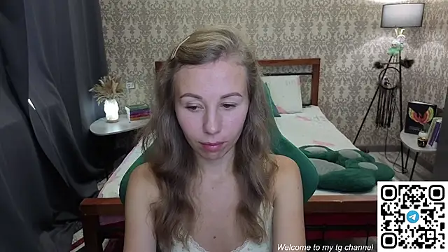 Lill Mary online show from July 25, 2026, 5:38 am