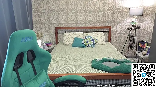 Lill Mary online show from July 29, 2026, 2:53 am
