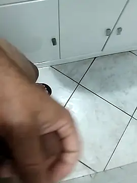 Snapshot of catopper0001 chatting on October 30, 2025, 5:20 am catopper0001 online show from October 30, 2025, 5:20 am