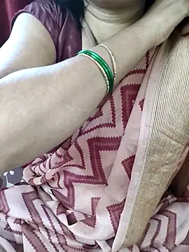 anuradha1432 online show from May 8, 2026, 9:58 am