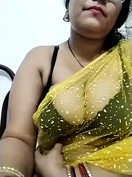 Snapshot of Nyra-23 chatting on December 11, 2024, 12:02 pm Nyra-23 online show from December 11, 2024, 12:02 pm