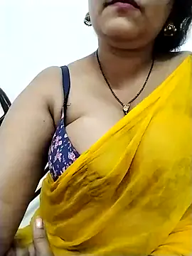 Snapshot of Nyra-23 chatting on January 18, 2025, 8:52 am Nyra-23 online show from January 18, 2025, 8:52 am