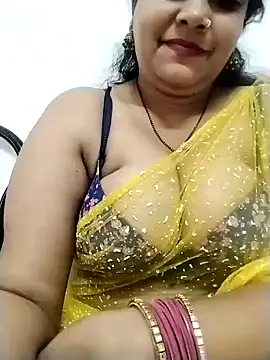 Snapshot of Nyra-23 chatting on January 21, 2025, 8:08 am Nyra-23 online show from January 21, 2025, 8:08 am