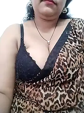 Snapshot of Nyra-23 chatting on February 13, 2025, 7:35 am Nyra-23 online show from February 13, 2025, 7:35 am