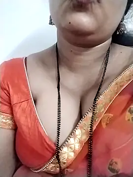 Snapshot of Nyra-23 chatting on September 25, 2025, 8:18 am Nyra-23 online show from September 25, 2025, 8:18 am