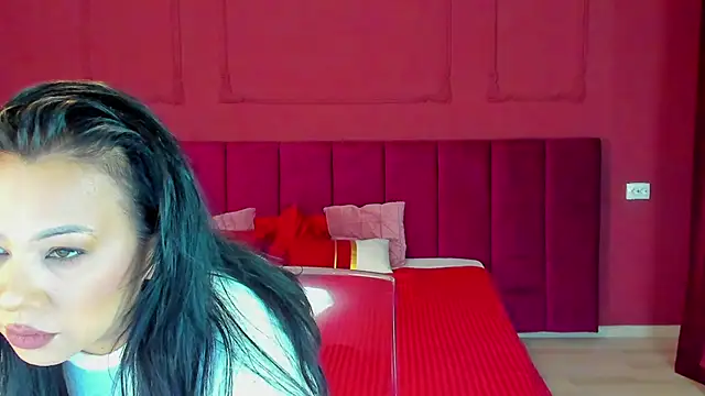 ExoticB3auty online show from February 8, 2025, 5:29 am