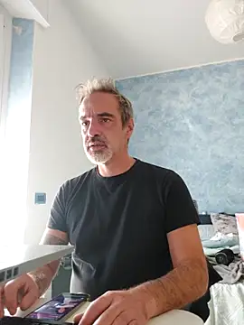 Snapshot of Marcolino183 chatting on September 29, 2025, 7:46 am Marcolino183 online show from September 29, 2025, 7:46 am