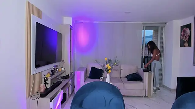 Snapshot of Antotss chatting on October 15, 2025, 10:54 pm Antotss online show from October 15, 2025, 10:54 pm