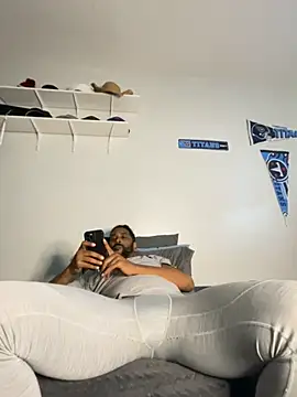 Snapshot of bigdinca chatting on October 4, 2025, 6:17 pm bigdinca online show from October 4, 2025, 6:17 pm